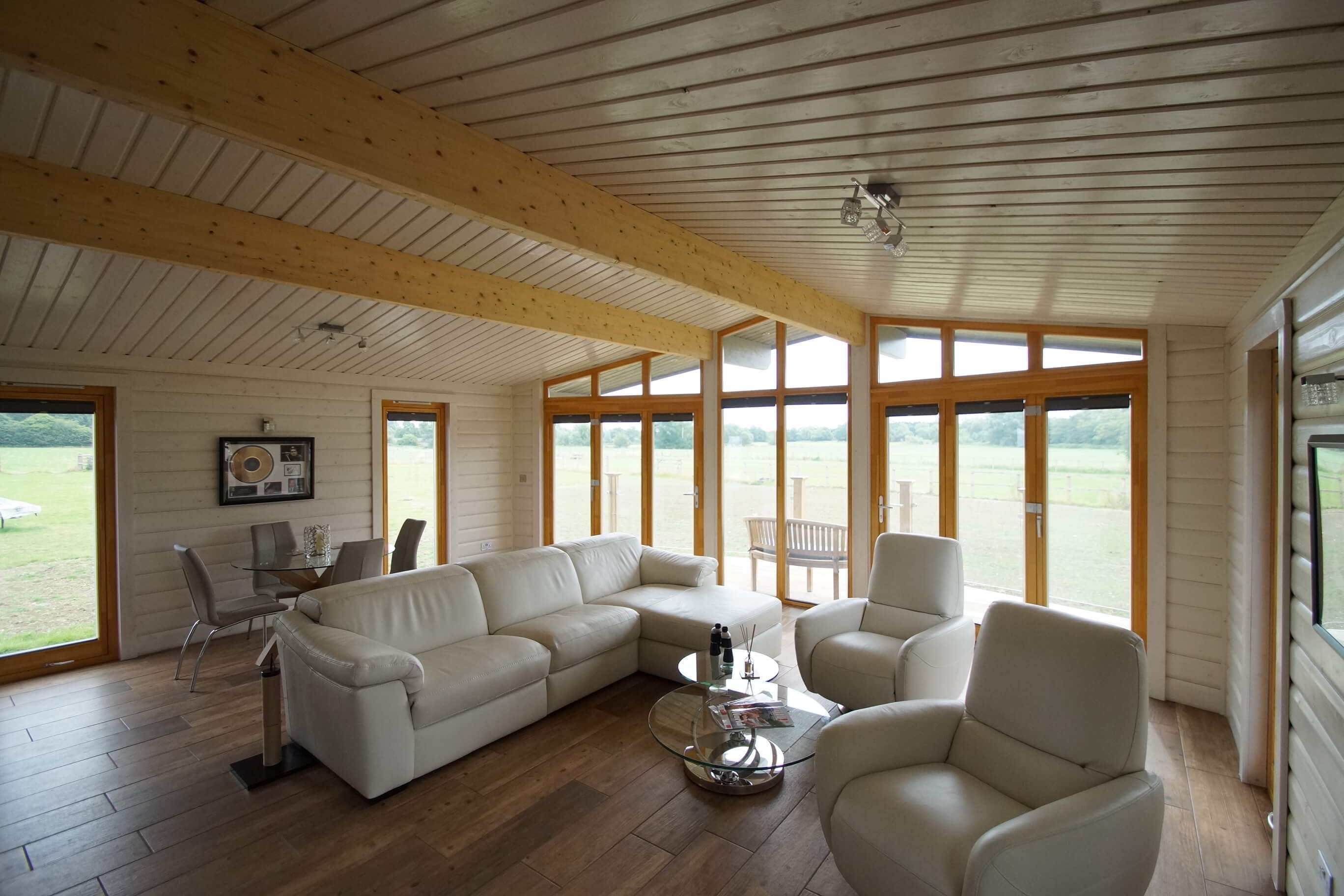 Mobile and Transportable Homes Norwegian Log