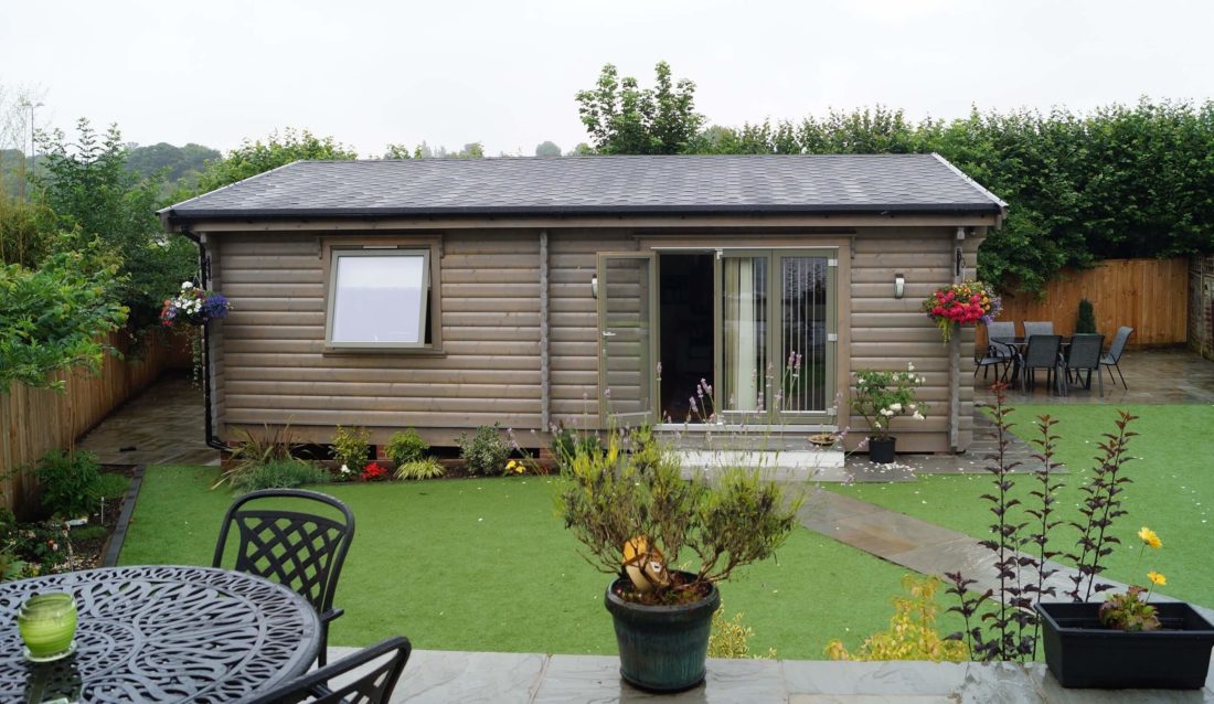 GRANNY ANNEXES DSC01180