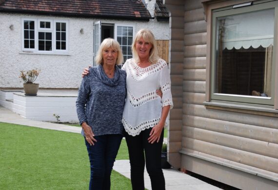 Susan-Price-and-daughter-Tracey-Norwegian-Log-granny-annex