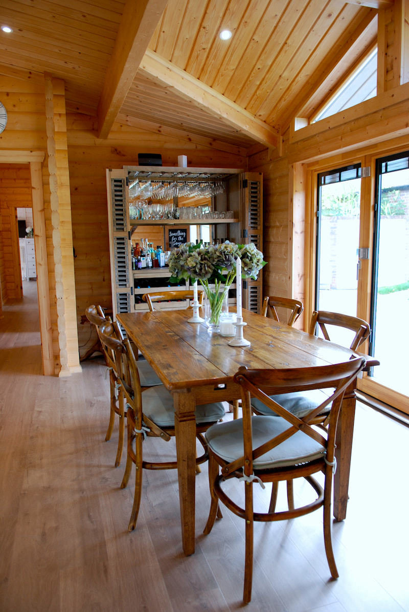 Residential Log Homes And Transportable Log Cabins