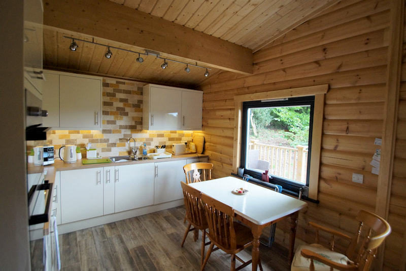 Residential Log Homes And Transportable Log Cabins